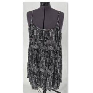 616-6 Torrid Tribal Geometric sleeveless tiered midi dress Size 1 (14/16)